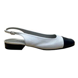 Ditto By Vaneli Women’s White & Navy Napa Cap Toe Low Heel Fayette Flats Sz 8.5M